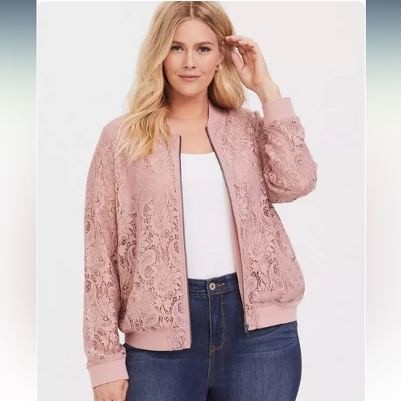 torrid Jackets & Blazers - Torrid Dusty Pink Lace Bomber Jacket Size 00 (M10)